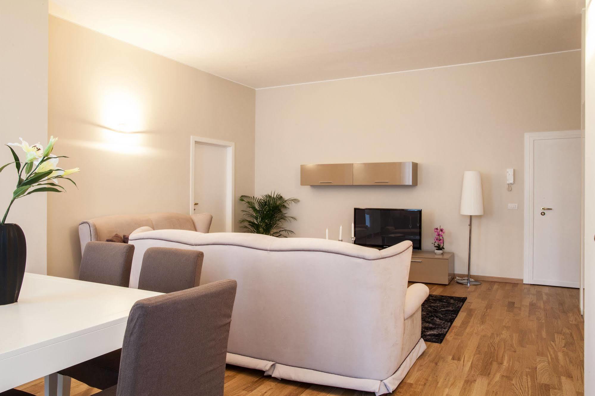 Milan Royal Suites Dış mekan fotoğraf