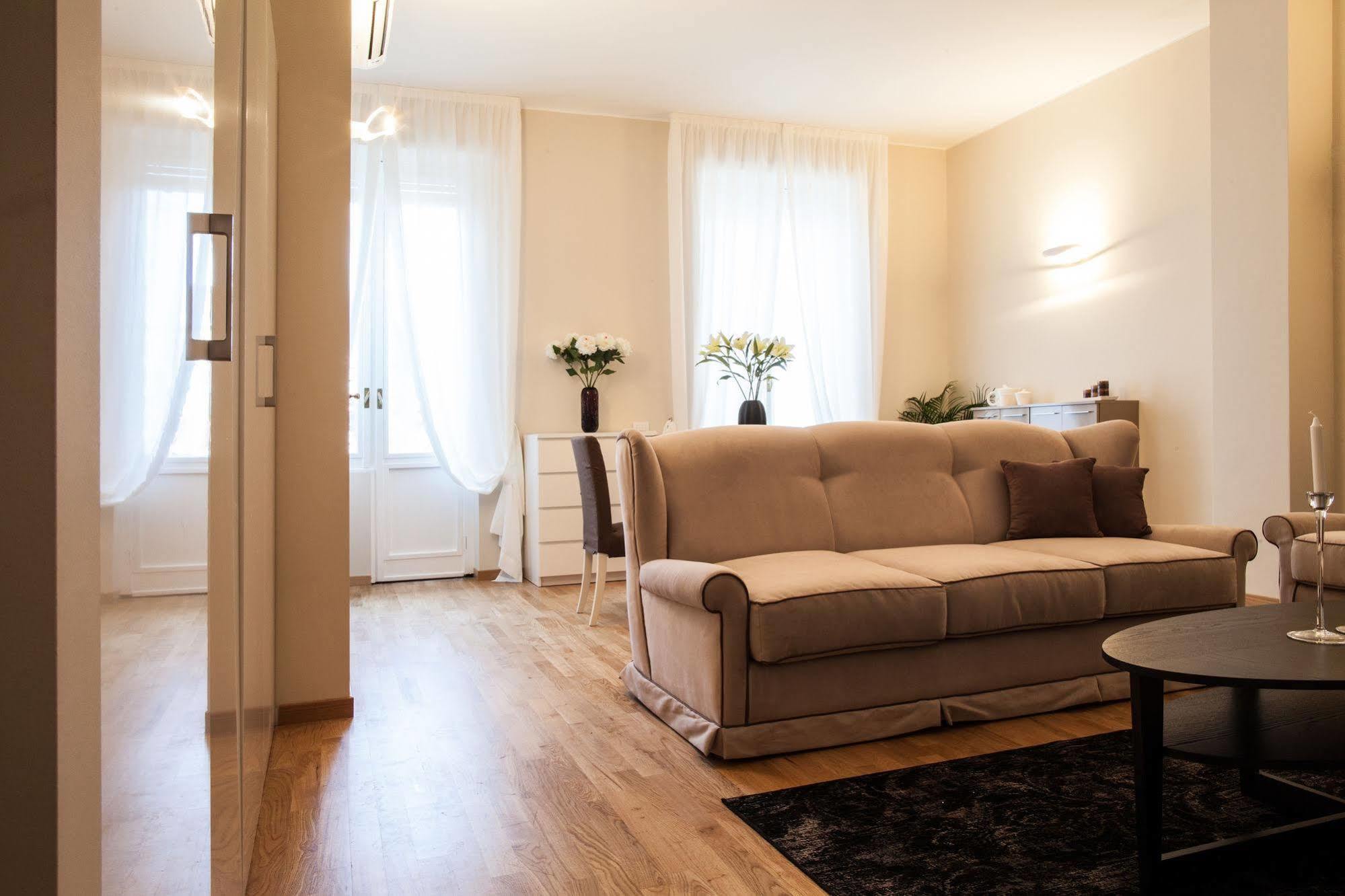Milan Royal Suites Dış mekan fotoğraf