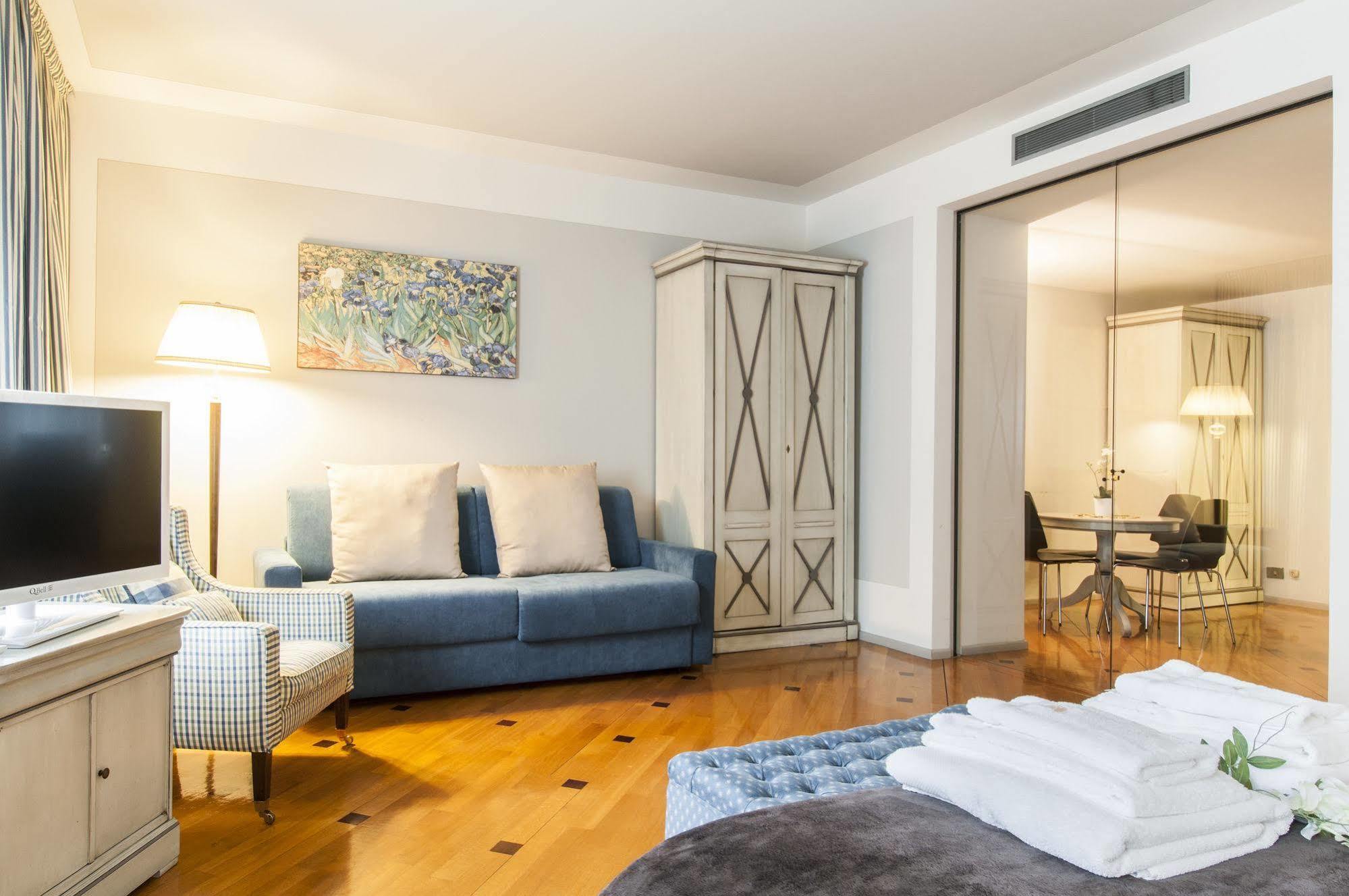 Milan Royal Suites Dış mekan fotoğraf